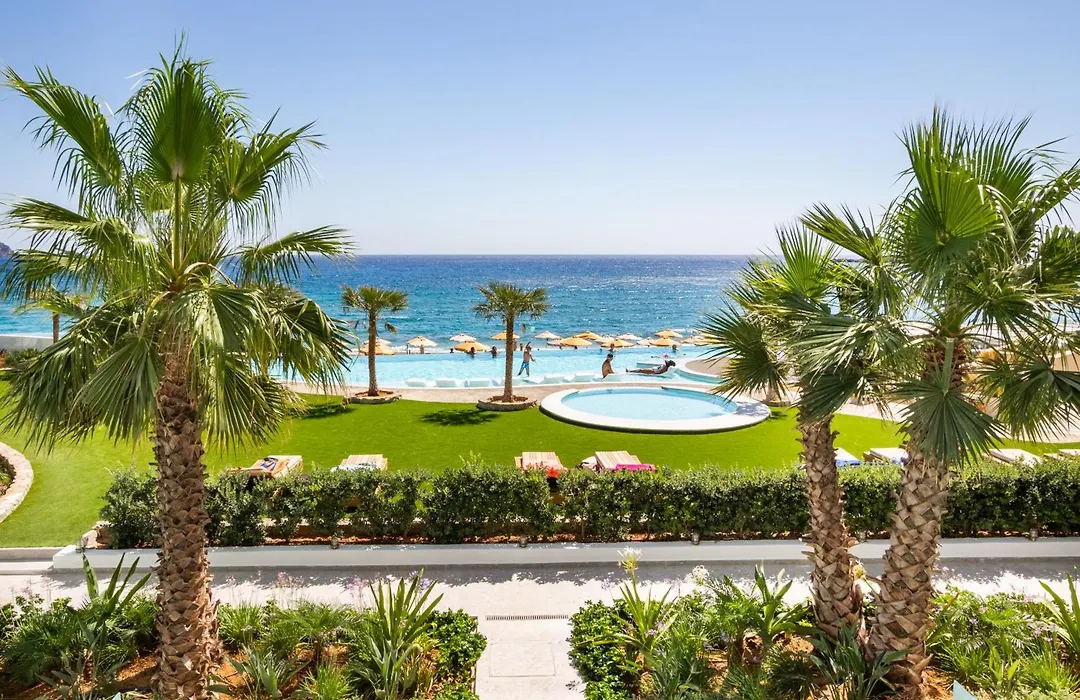 Konstantinos Palace-1